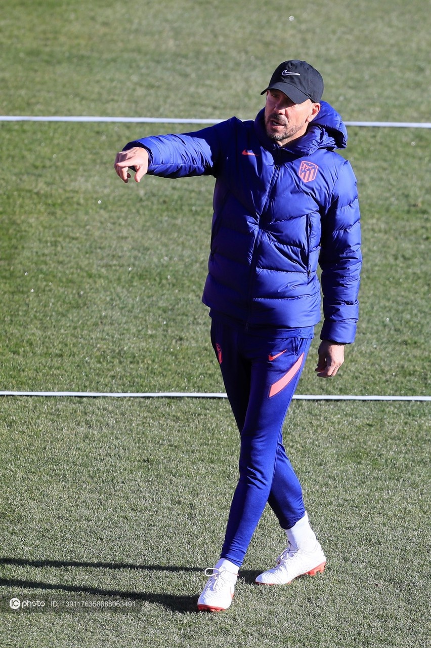 爱游戏体育尤文图斯训练开放日，冲刺阶段调整名单引欢呼，国王杯在即，赛季目标并未改变的简单介绍